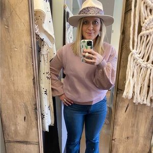 Meet your Posher, Karla